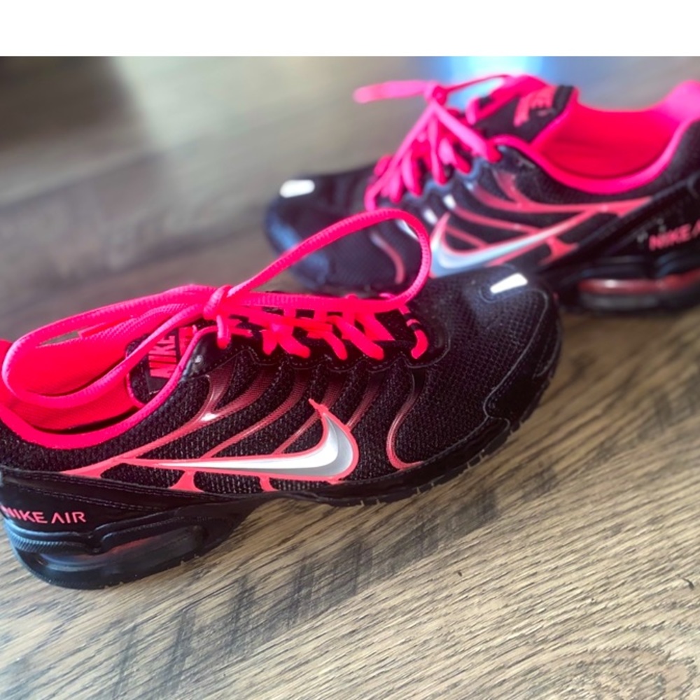 Women's Nike Air Max Torch 4 Sneakers